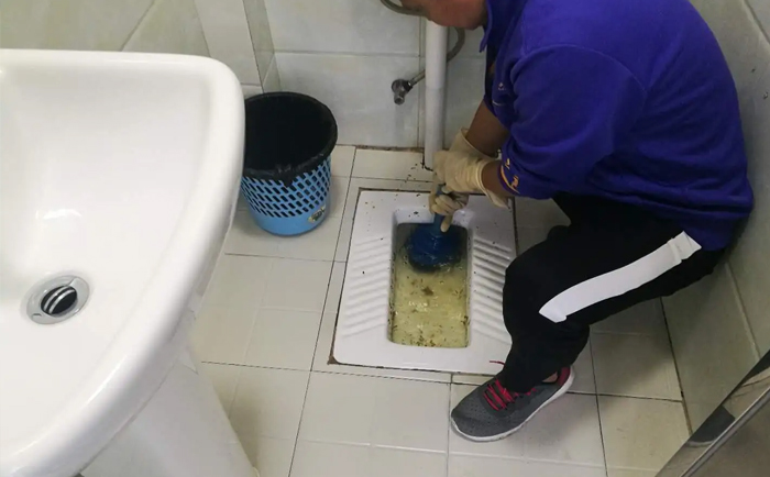 东河镇疏通蹲坑